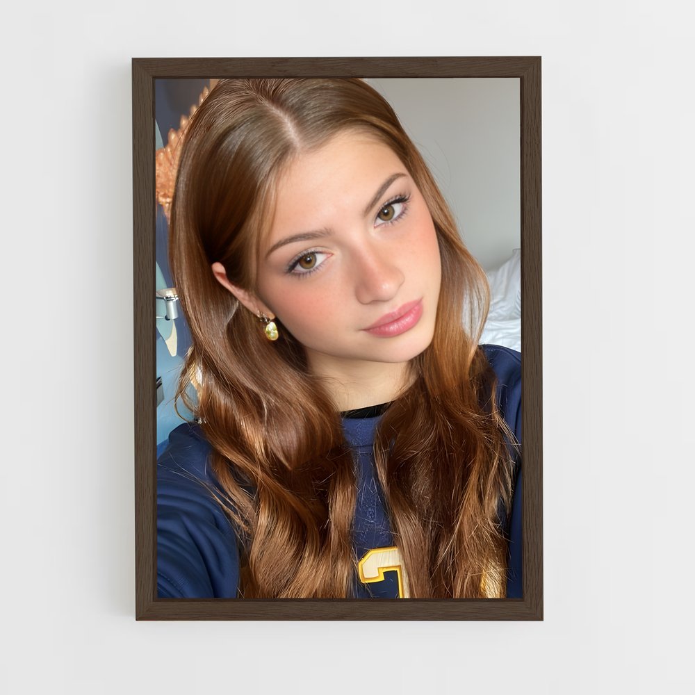 ap-girl-7 cadre Bois foncé