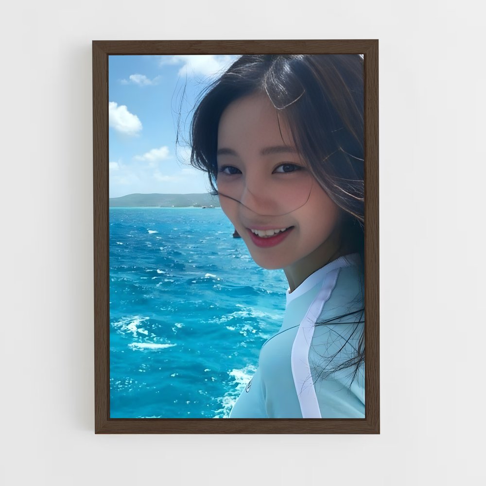 ap-yeonwoo-2 cadre Bois foncé