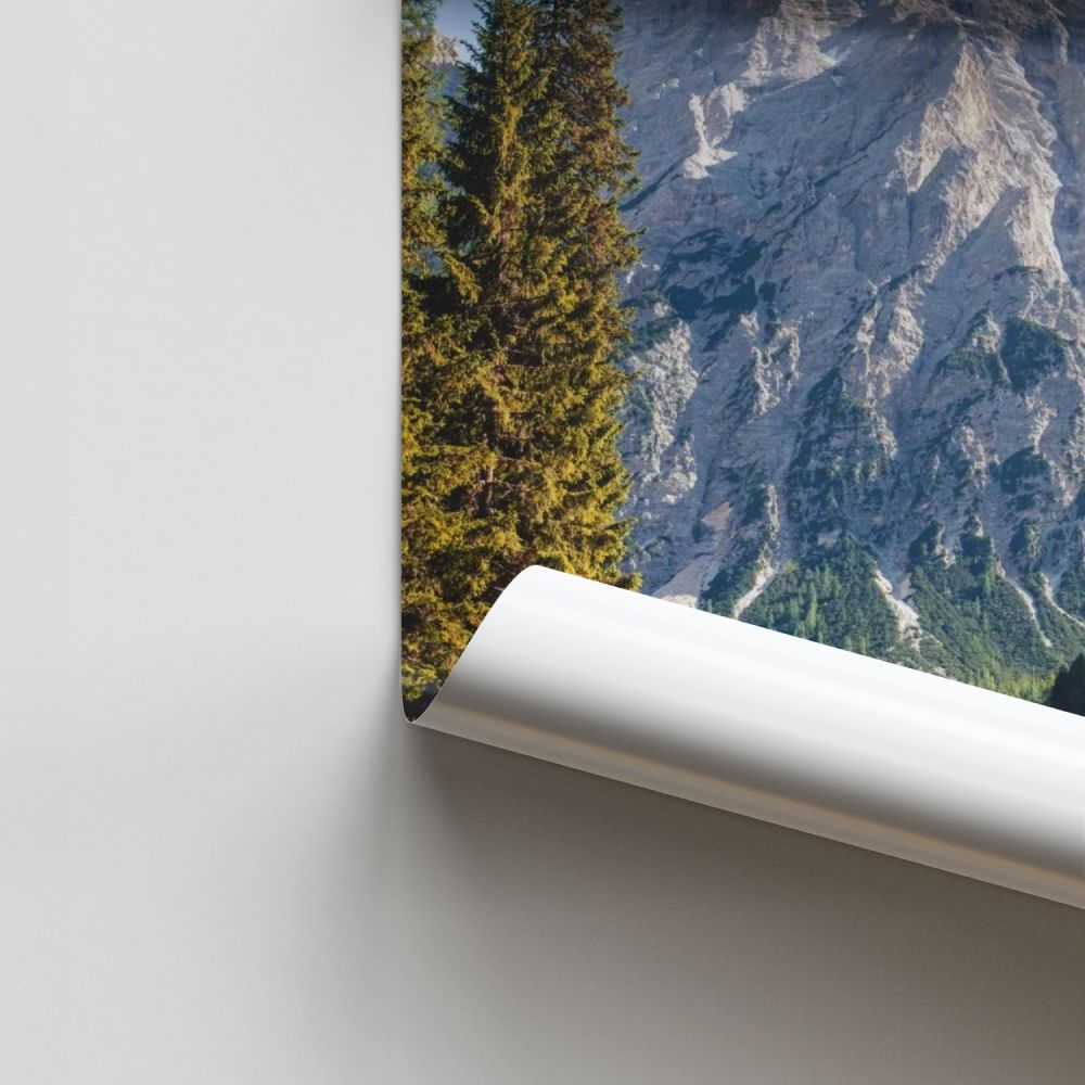 Gebirgsfluss-Plakat