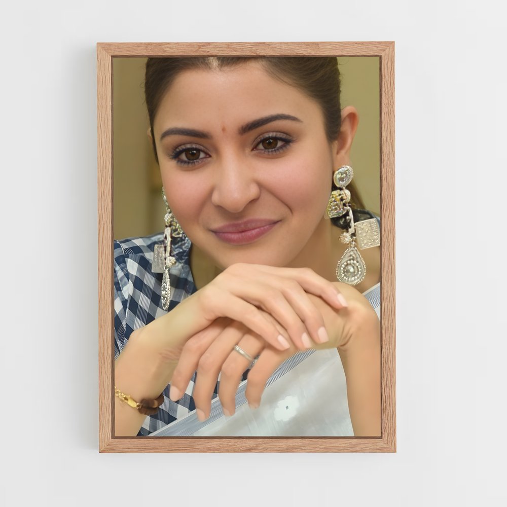 ap-anushka sharma-5 cadre Bois clair