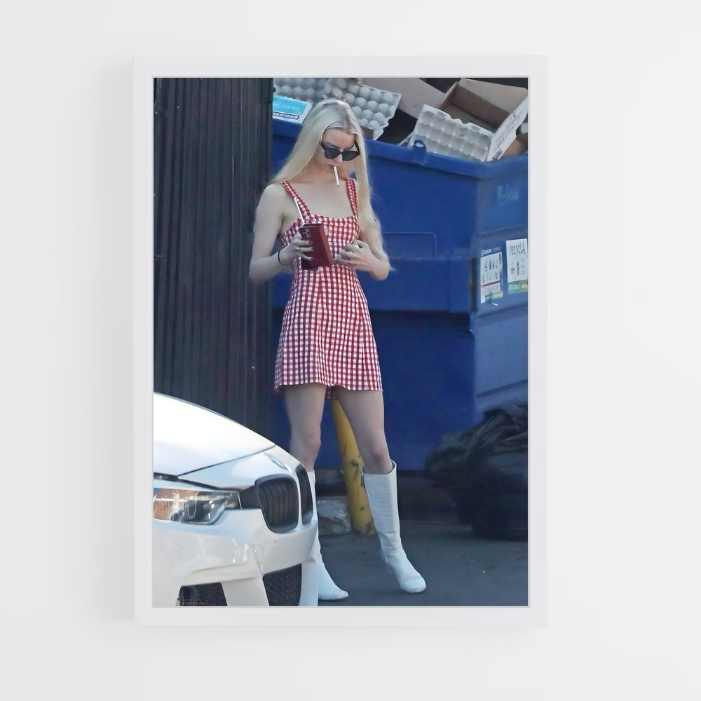 ap-anya taylor-joy-4 cadre Blanc