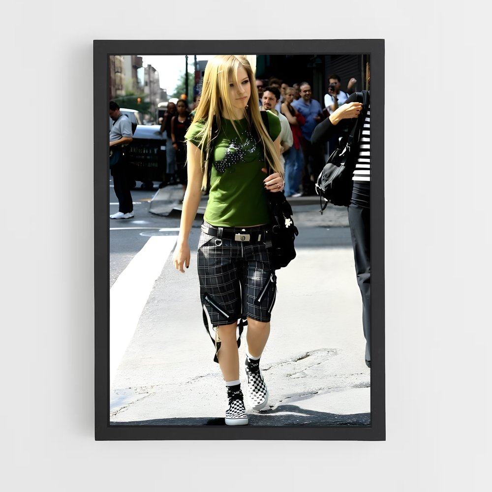 ap-avril lavigne-2 cadre Noir