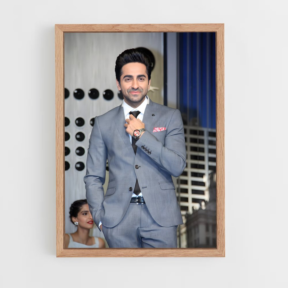 ap-ayushmann khurrana-4 cadre Bois clair