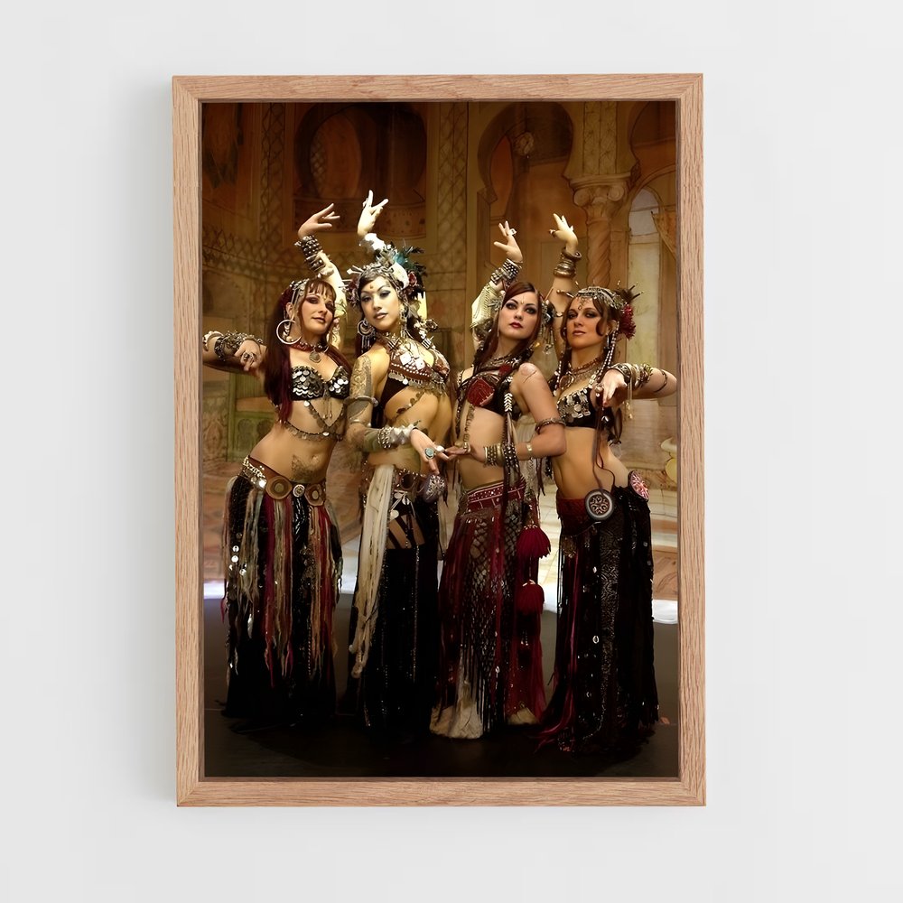 ap-belly dance superstars-1 cadre Bois clair