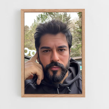 ap-burak özcivit-4 cadre Bois clair