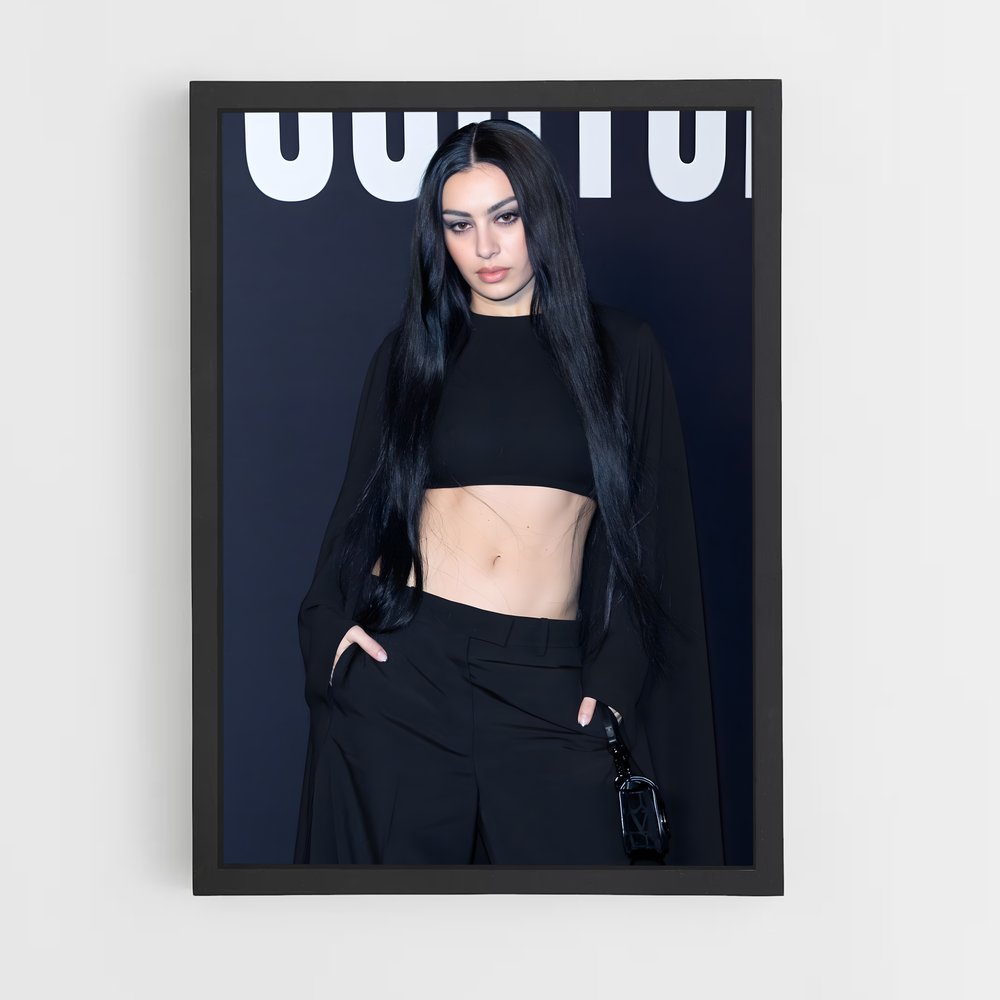 ap-charli xcx-4 cadre Noir