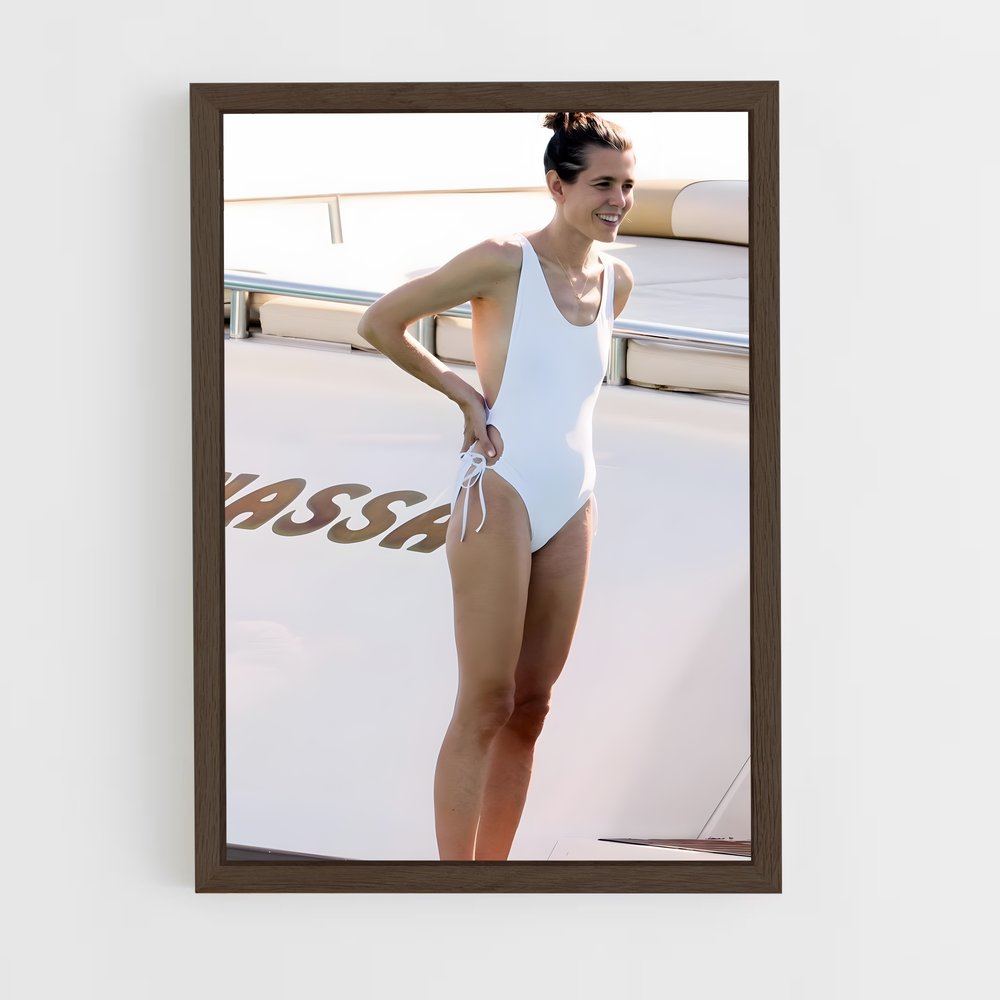 ap-charlotte casiraghi-6 cadre Bois foncé