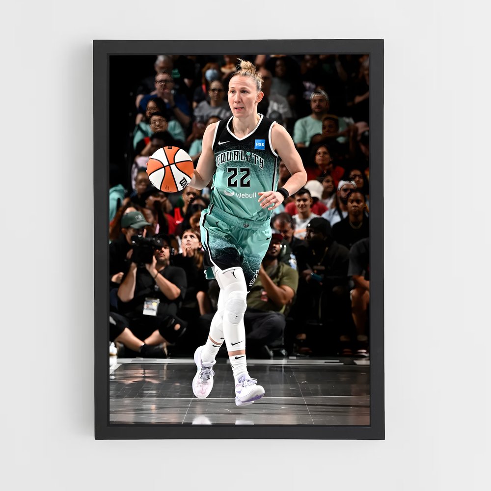 ap-courtney vandersloot-1 cadre Noir