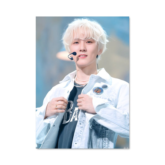 Poster Taehyung Vibes