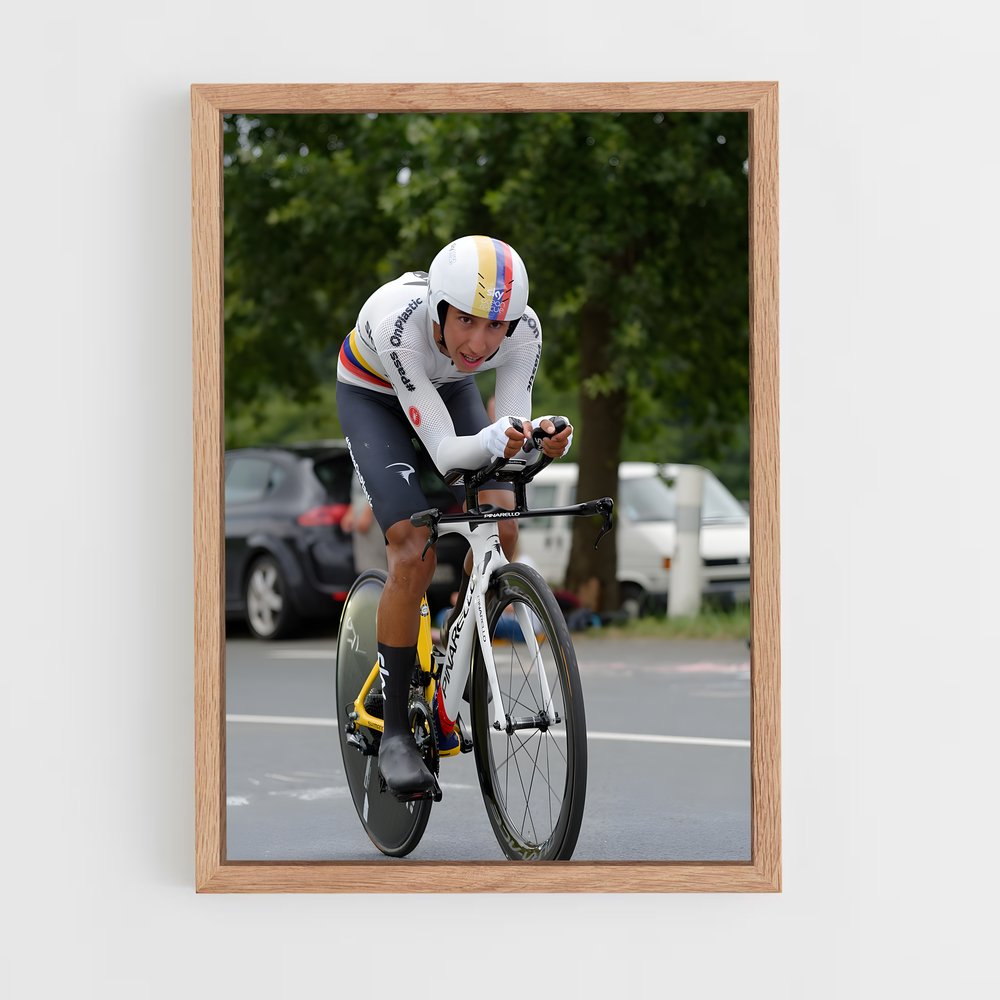 ap-egan bernal-2 cadre Bois clair