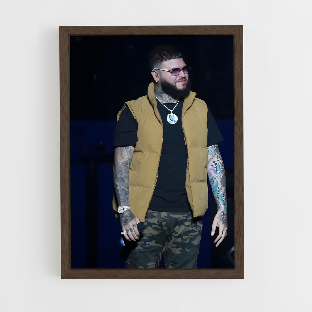 ap-farruko-5 cadre Bois foncé