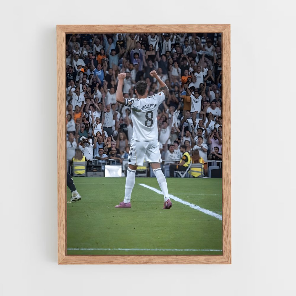 ap-federico valverde-6 cadre Bois clair