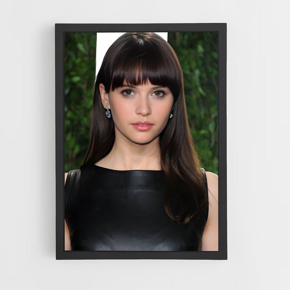 ap-felicity jones-5 cadre Noir