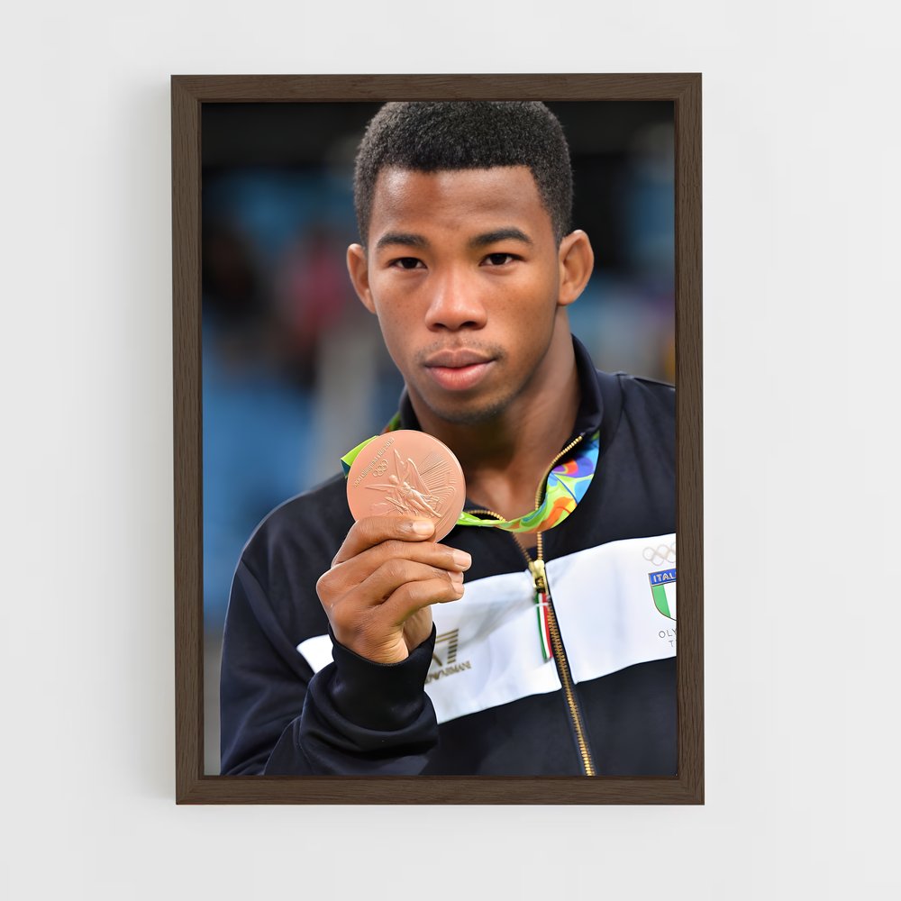 ap-frank chamizo-3 cadre Bois foncé