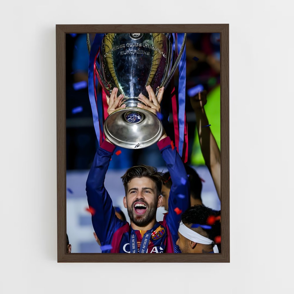 ap-gerard pique-3 cadre Bois foncé