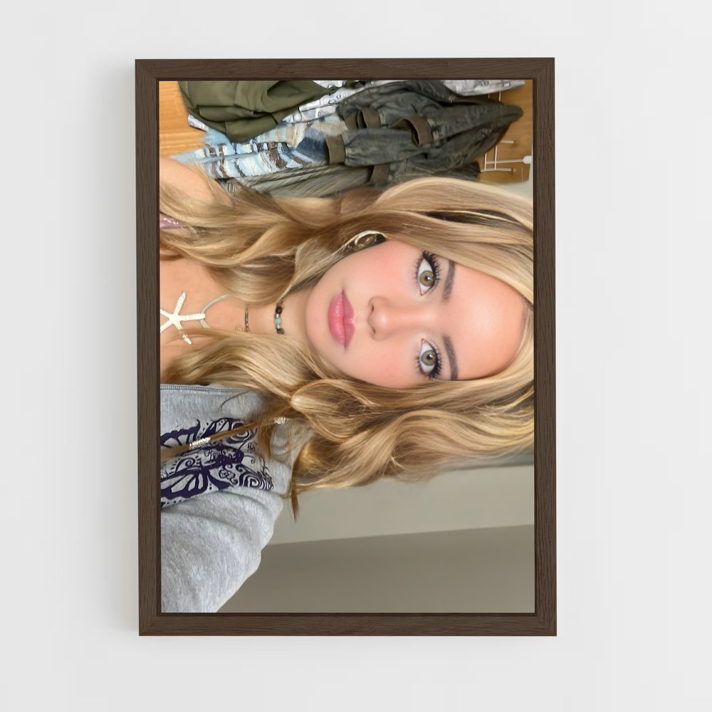 ap-girl-2 cadre Bois foncé