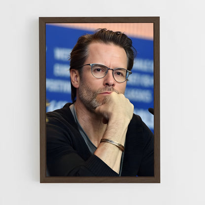 ap-guy pearce-1 cadre Bois foncé