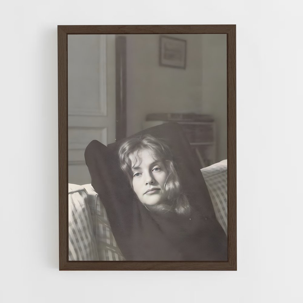 ap-isabelle huppert-4 cadre Bois foncé