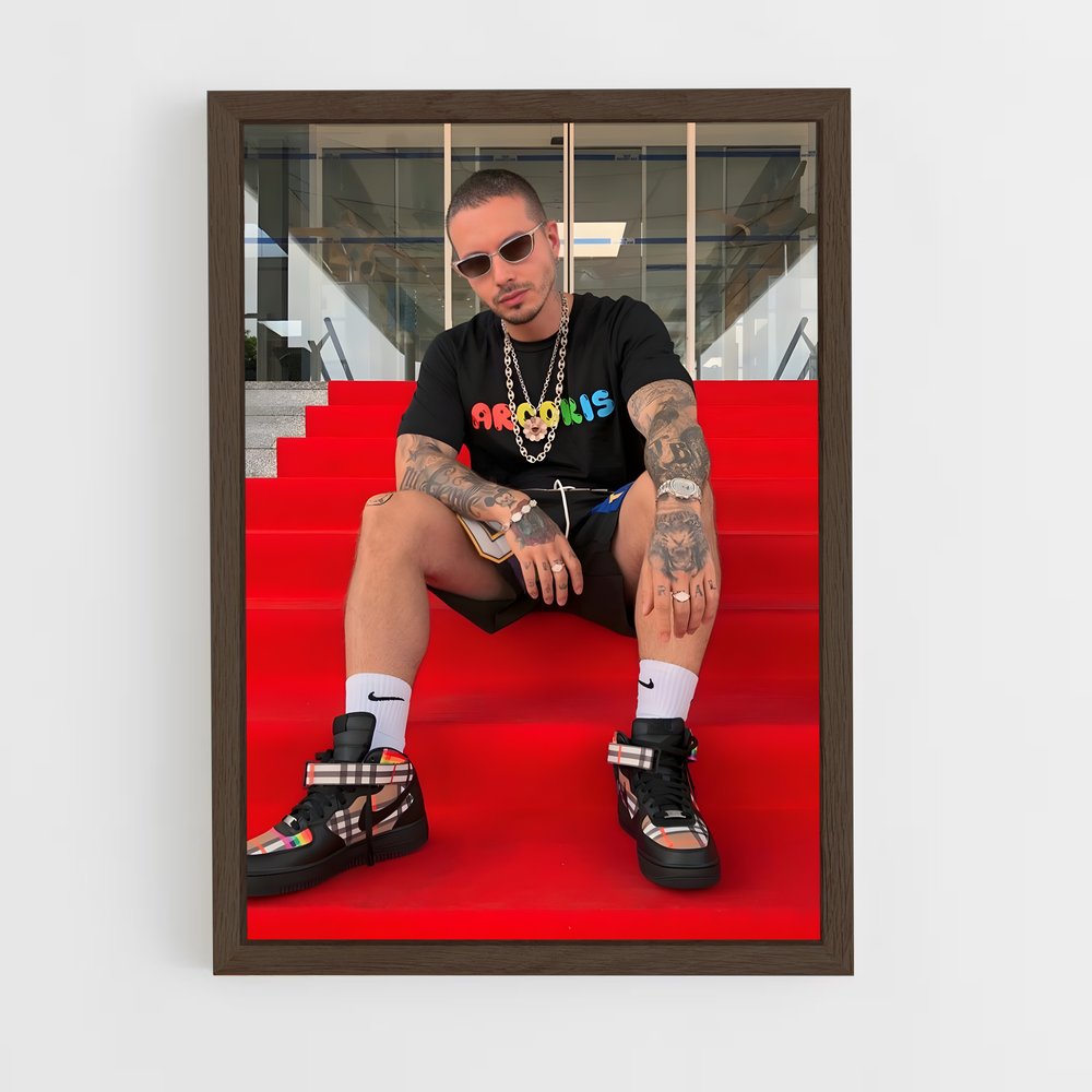 ap-j balvin-7 cadre Bois foncé