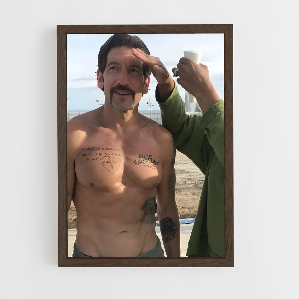 ap-john bernthal-5 cadre Bois foncé