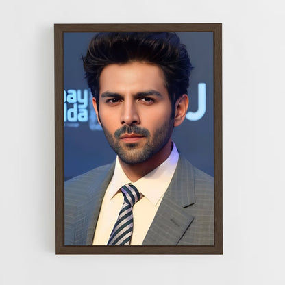 ap-kartik aaryan-8 cadre Bois foncé