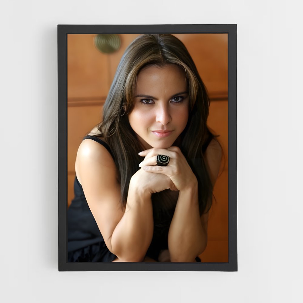 ap-kate del castillo-6 cadre Noir