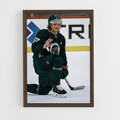 ap-kirill kaprizov-5 cadre Bois foncé