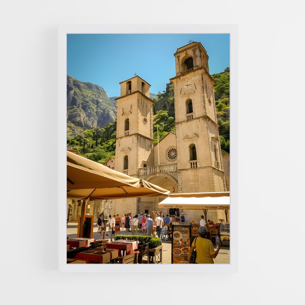 ap-kotor old town-1 cadre Blanc