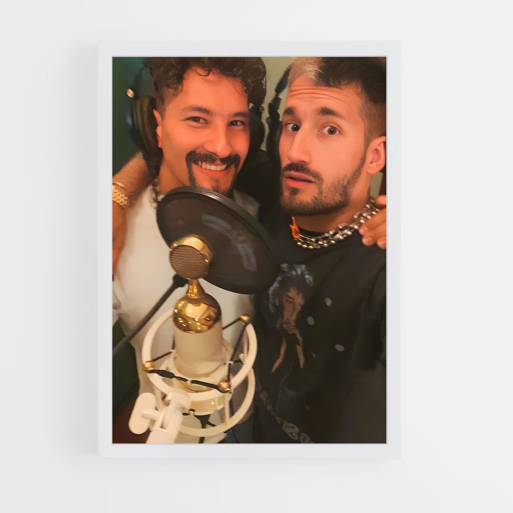 ap-mau y ricky-1 cadre Blanc