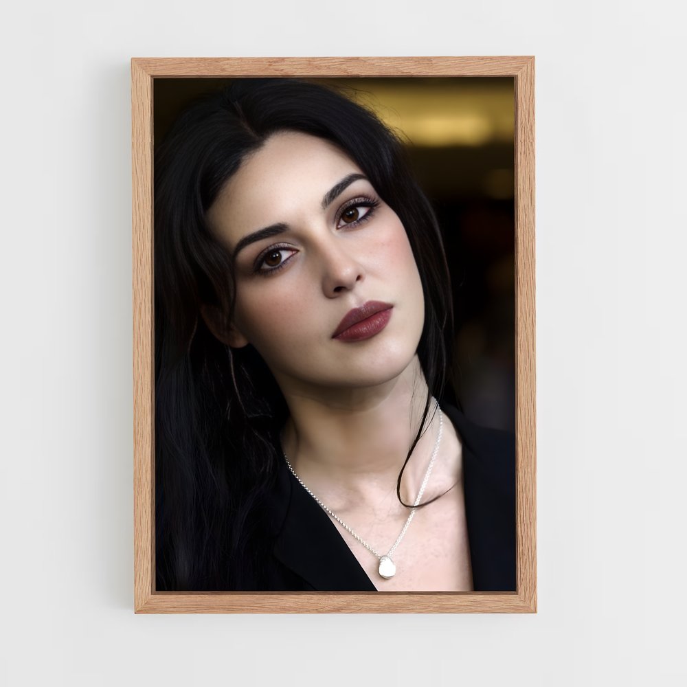 ap-monica bellucci-4 cadre Bois clair