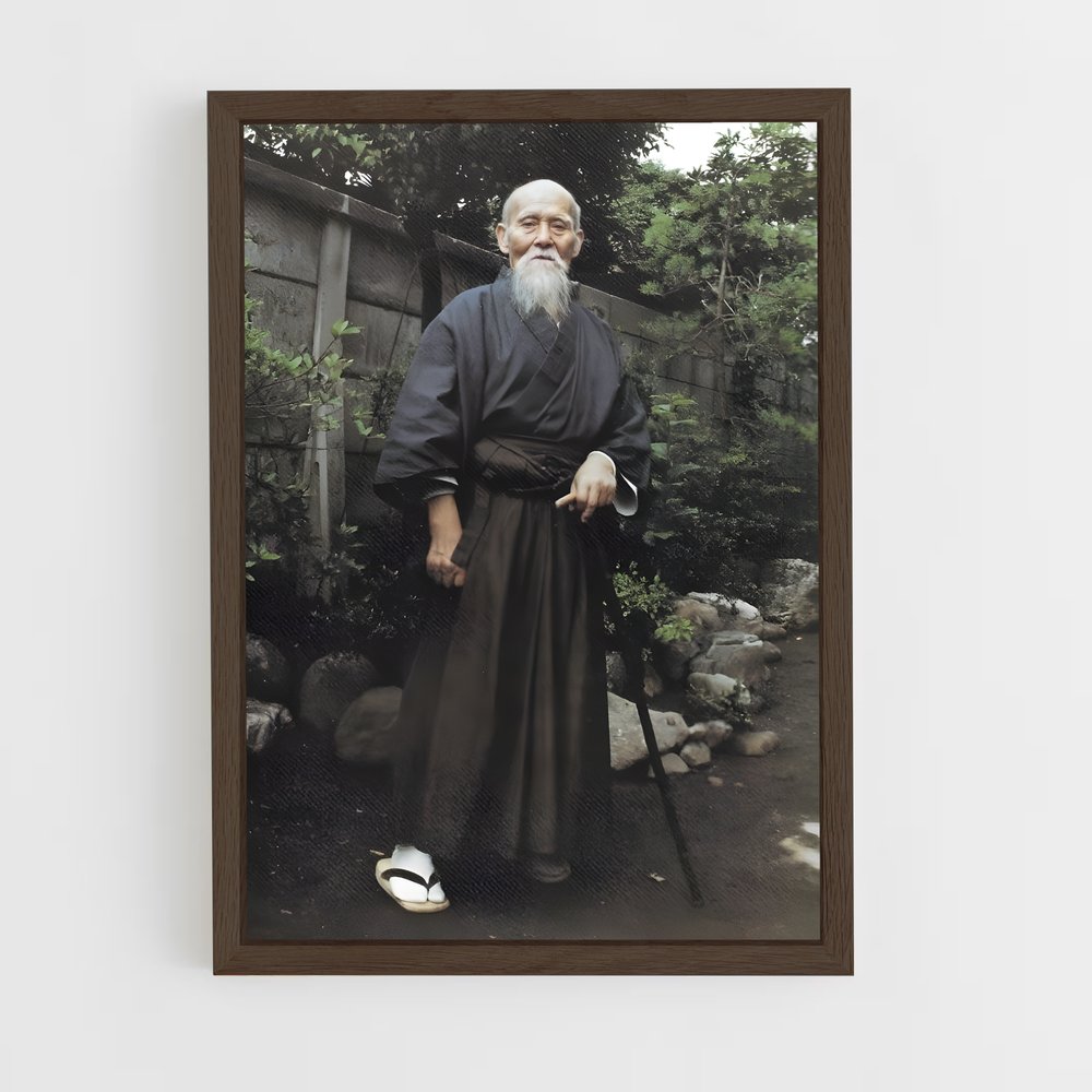 ap-morihei ueshiba-3 cadre Bois foncé