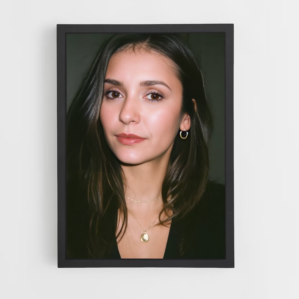 ap-nina dobrev-5 cadre Noir