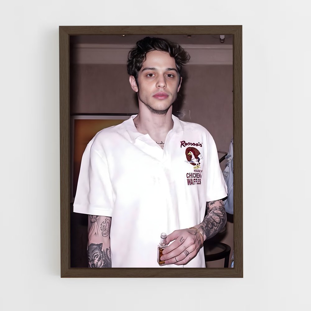 ap-pete davidson-9 cadre Bois foncé