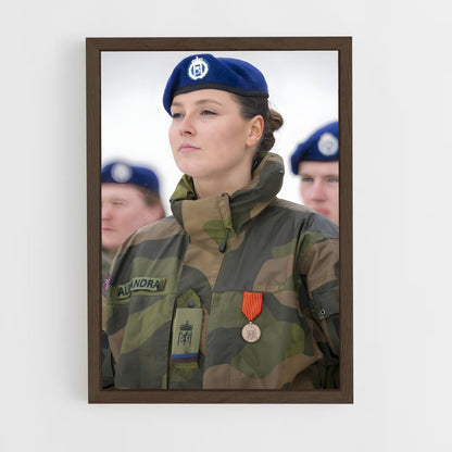 ap-princess ingrid alexandra-4 cadre Bois foncé