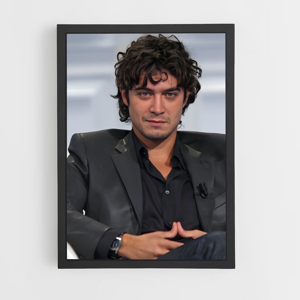 ap-riccardo scamarcio-1 cadre Noir