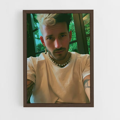 ap-ricky montaner-5 cadre Bois foncé