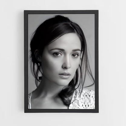 ap-rose byrne-6 cadre Noir