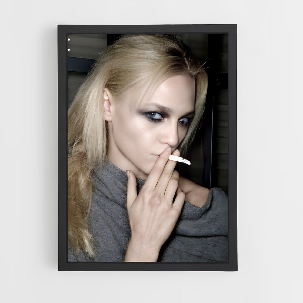 ap-sasha pivovarova-2 cadre Noir
