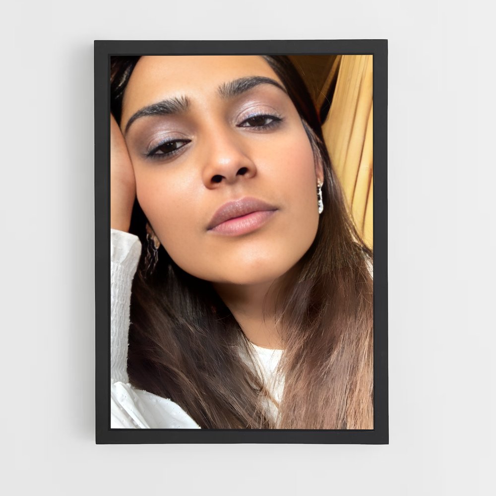 ap-sonam kapoor-9 cadre Noir