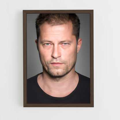 ap-til schweiger-7 cadre Bois foncé