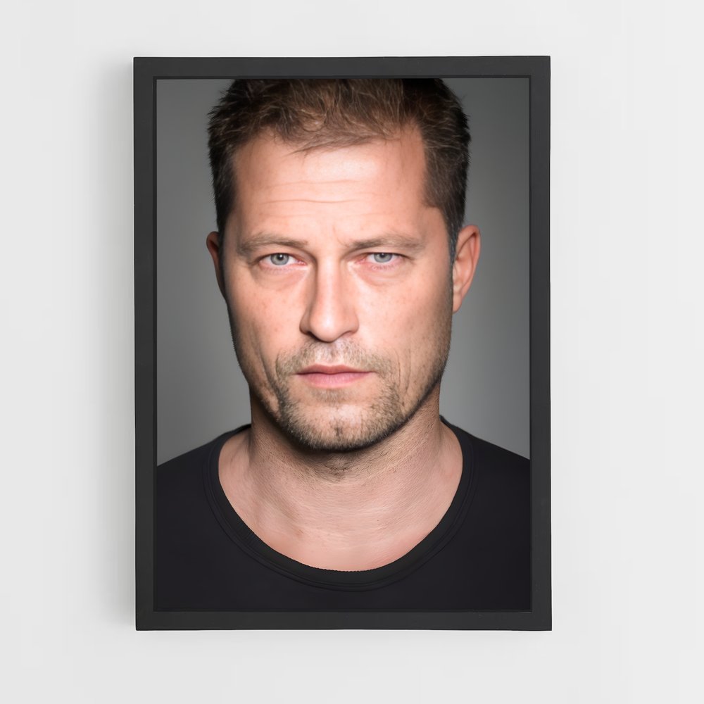 ap-til schweiger-7 cadre Noir