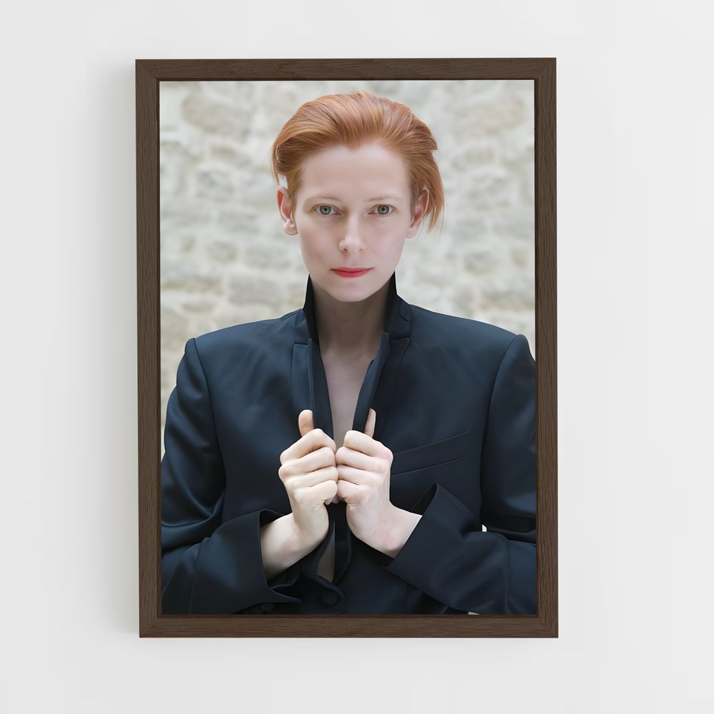 ap-tilda swinton-4 cadre Bois foncé