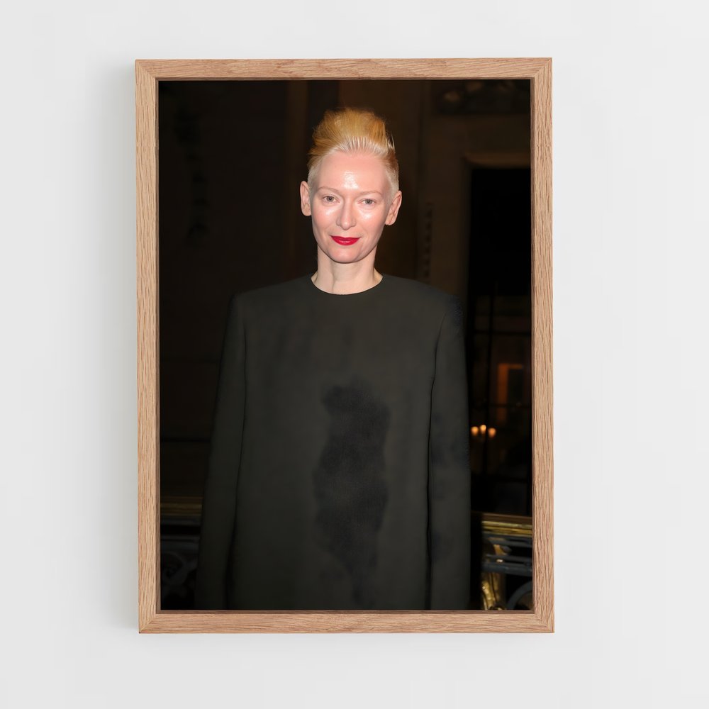 ap-tilda swinton-6 cadre Bois clair