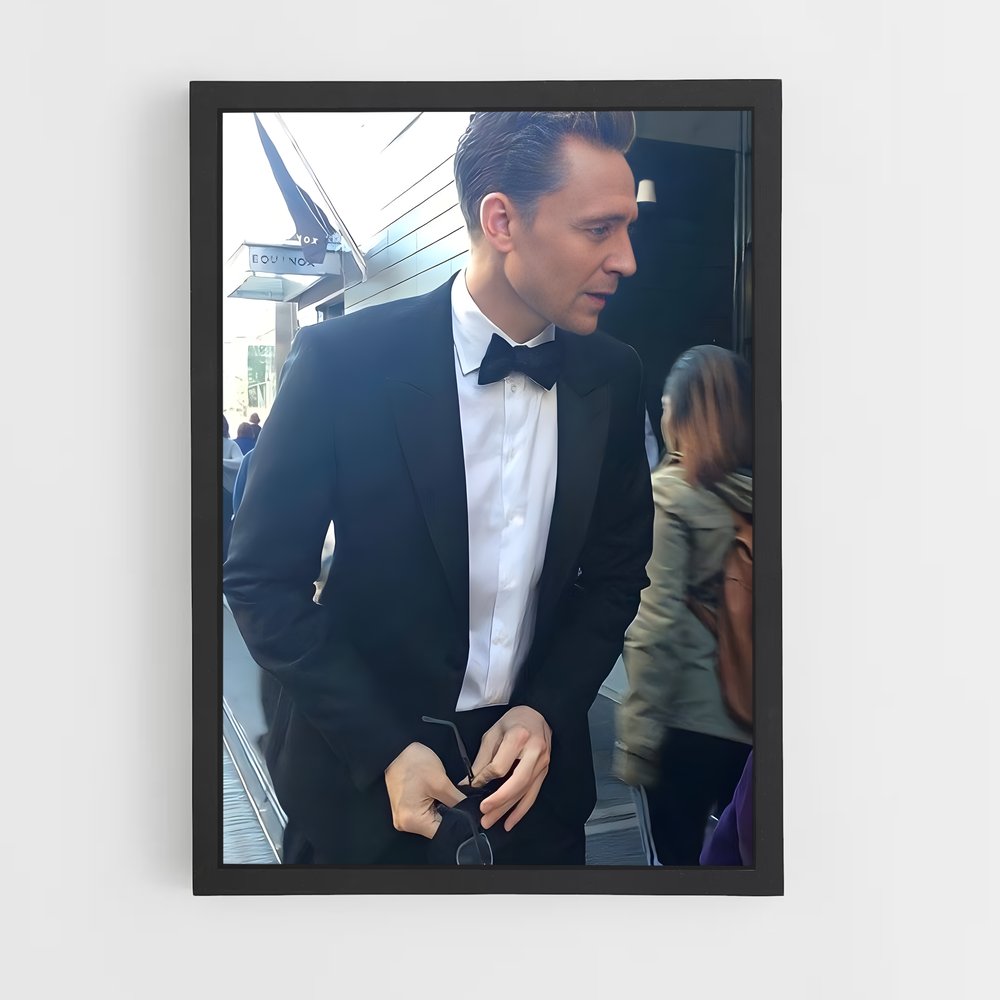ap-tom hiddleston-13 cadre Noir