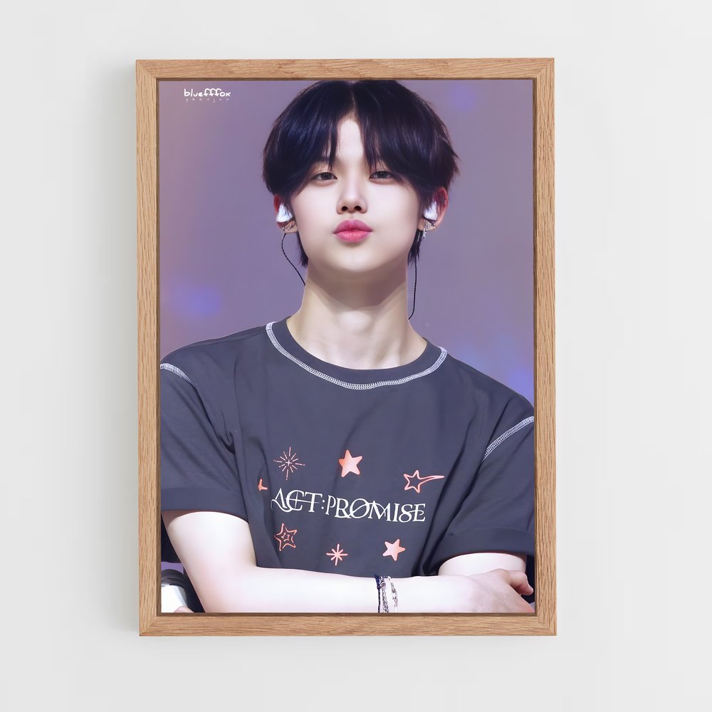 ap-yeonjun-4 cadre Bois clair