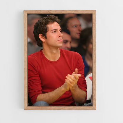 ap-zachary levi-1 cadre Bois clair