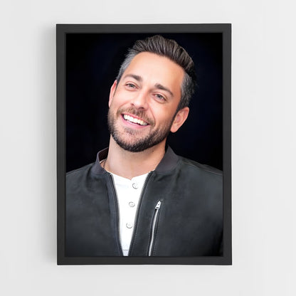 ap-zachary levi-3 cadre Noir