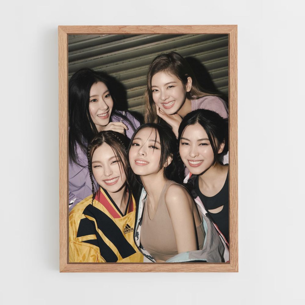 Poster Itzy Jolies