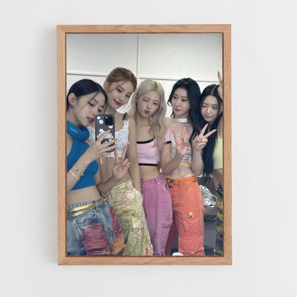 Poster Fashion Itzy