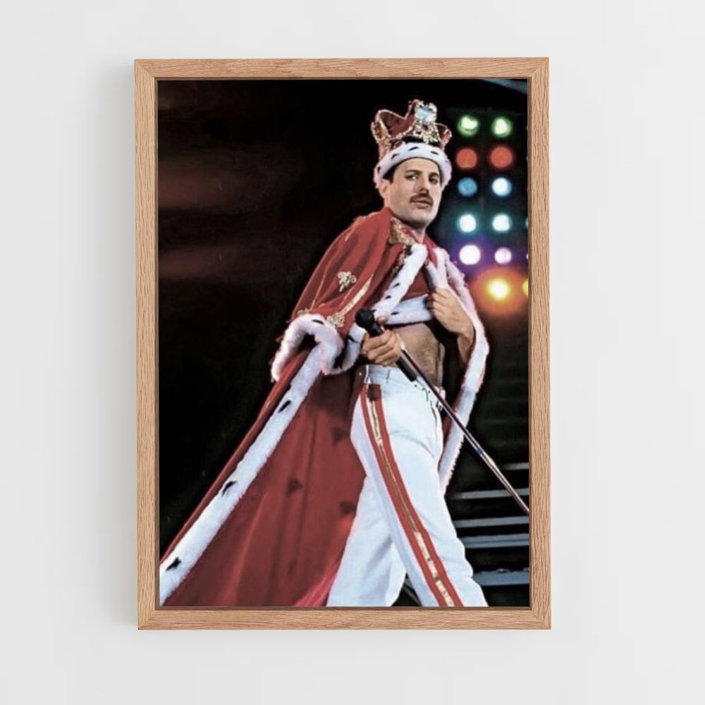 Queen-Outfit-Poster